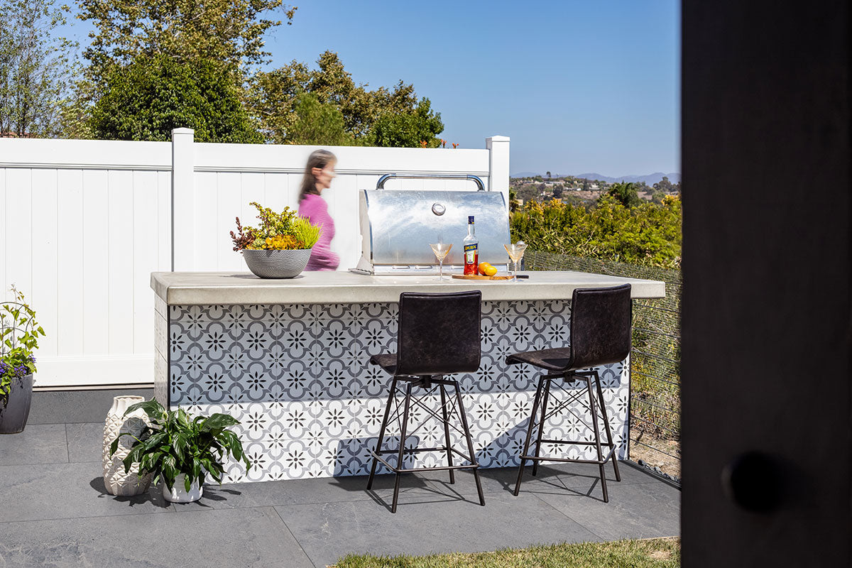 Valencia Floral Porcelain Tile 8x8" - Tilevanity.com